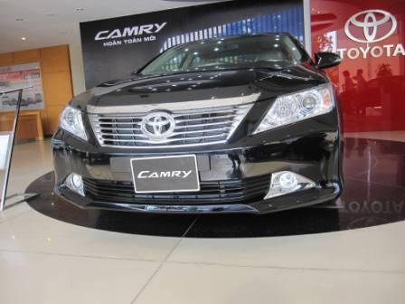 dau xe camry 2013