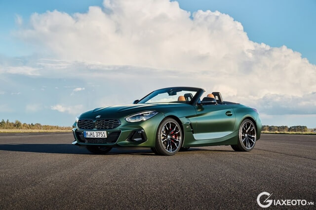 Giá xe BMW Z4 2025 lăn bánh và ưu đãi (12/2025)