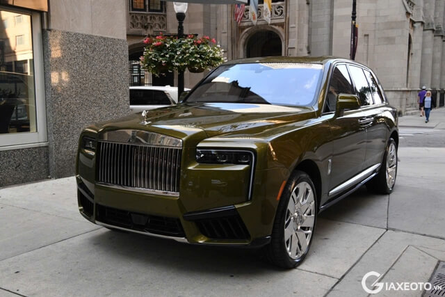 GIÁ XE ROLLS ROYCE CULLINAN CŨ CẬP NHẬT MỚI NHẤT CHO NGƯỜI MUA TẠI VIỆT NAM