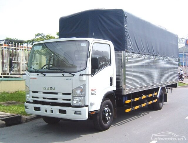 Xe tải Isuzu QKR77HE4 thùng mui bạt  Isuzu Lộc Phát