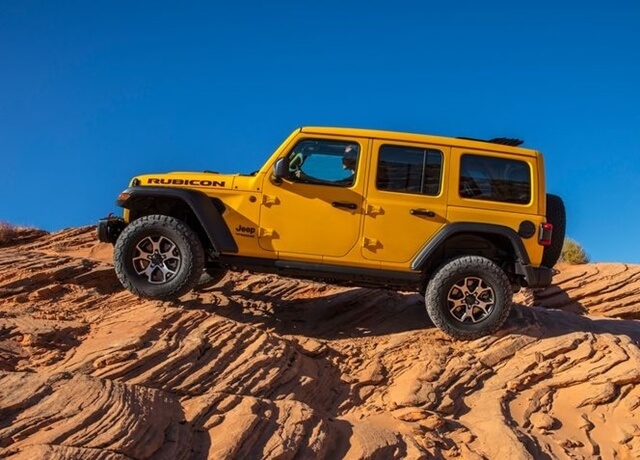 2020 Jeep Wrangler EcoDiesel Review Efficiency You Can Feel and Hear   Carscom