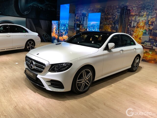 Chi tiết Mercedes E350 AMG 2022 kèm giá bán (07/2022)