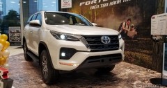 Bảng giá Toyota Fortuner máy dầu số tự động (10/2025)