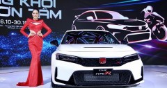 Giá xe Honda Civic Type R 2025 lăn bánh (10/2025)