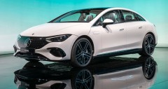 Chi tiết Mercedes Benz EQE kèm giá bán (10/2025)