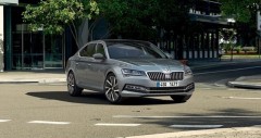 Chi tiết Skoda Superb 2025 kèm giá bán (11/2025)