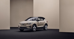 Chi tiết Volvo EX40 2025 kèm giá bán (10/2025)