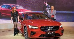 Chi tiết Volvo S60 2024 kèm giá lăn bánh (10/2025)