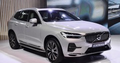 Volvo XC60 2025: đánh giá xe, thông số, giá lăn bánh (10/2025)