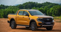 Ford Ranger 2025: đánh giá xe, thông số, giá lăn bánh (11/2025)