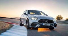 Giá xe Mercedes AMG C63 SE Performance 2024 (10/2025)