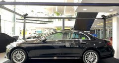 Mercedes E200 2023: giá lăn bánh, ưu đãi (10/2025)