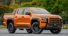 Giá xe Mitsubishi Triton 2025 lăn bánh và ưu đãi (10/2025)