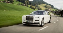 Chi tiết Rolls Royce Phantom kèm giá bán (10/2025)