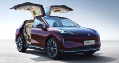 Soi SUV điện GAC Aion Hyper HT cửa cánh chim sắp về Việt Nam