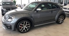 Volkswagen Beetle Dune 2023: giá lăn bánh, ưu đãi (10/2025)