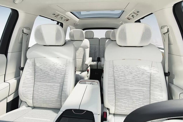 3-hang-ghe-xe-lynk-co-900