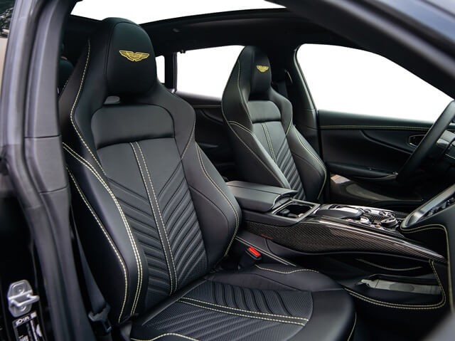 Aston-Martin-DBX707-ghe-lai