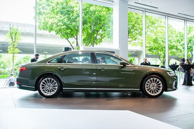 Audi-A8L-phan-than-xe
