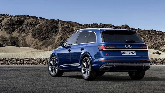 Audi-Q7-2025-hong-xe