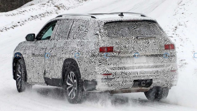 Audi-Q9-demo-duoi-xe