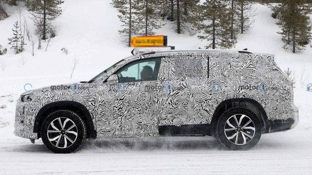 Audi-Q9-demo-than-xe