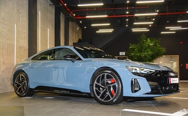 Audi-RS-E-Tron-GT-co-gi-khac