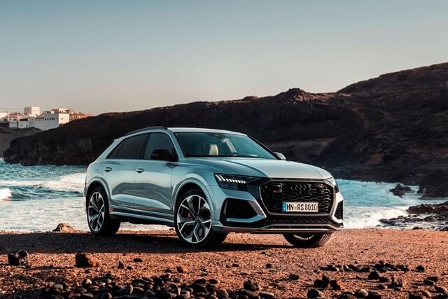 Audi-RS-Q8-2021-gia-ban