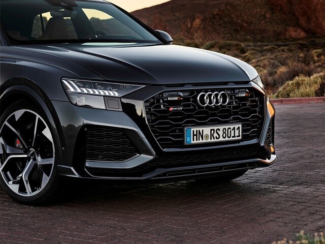 Audi-RS-Q8-2021-luoi-tan-nhiet