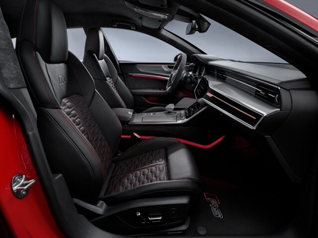 Audi-RS7-2021-xe-phía trước