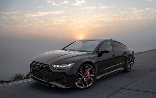 Chi tiết Audi RS7 2021 kèm giá bán (11/2021)