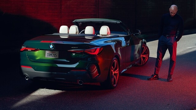 BMW-430i-Convertible-duoi-xe