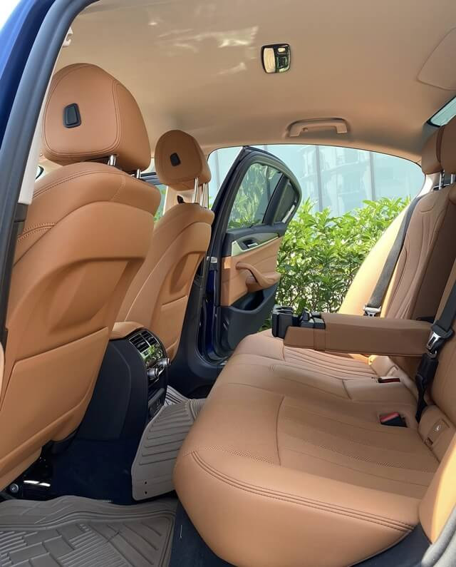 BMW-520i-hang-ghe-thu-2