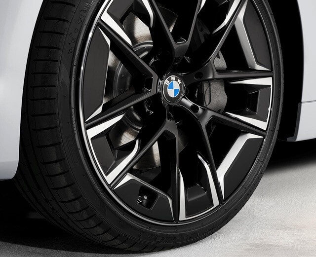 BMW-530i-la-zang