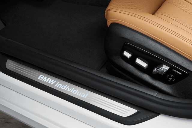 BMW-530i-nut-chinh-dien