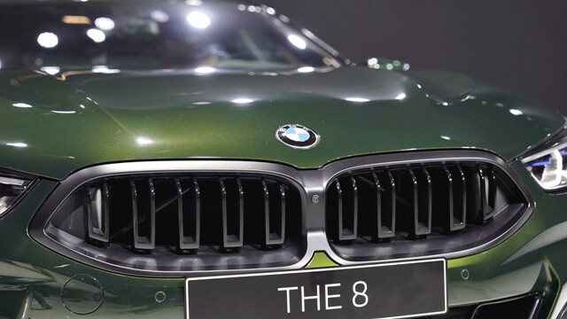 BMW-840i-Gran-Coupe-luoi-tan-nhie