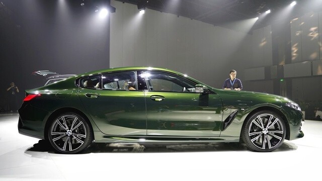 BMW-840i-Gran-Coupe-phan-than-xe