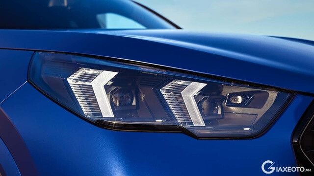 BMW-X2-can-canh-den-pha