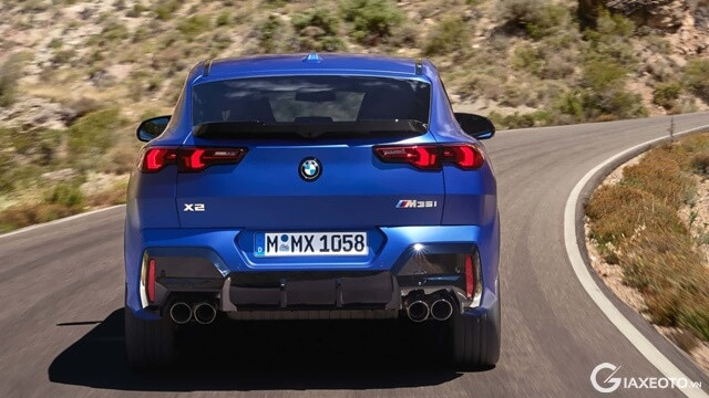 BMW-X2-phan-duoi-xe
