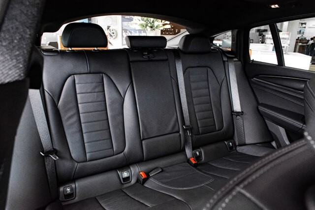 BMW-X4-ghe-ngoi-hang-ghe-thu-2