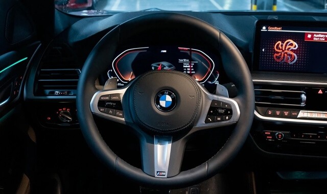 BMW-X4-thiet-ke-vo-lang