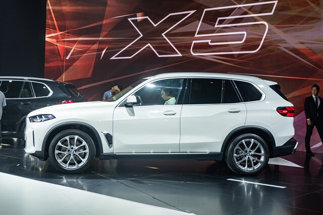 BMW-X5-facelift-than-xe