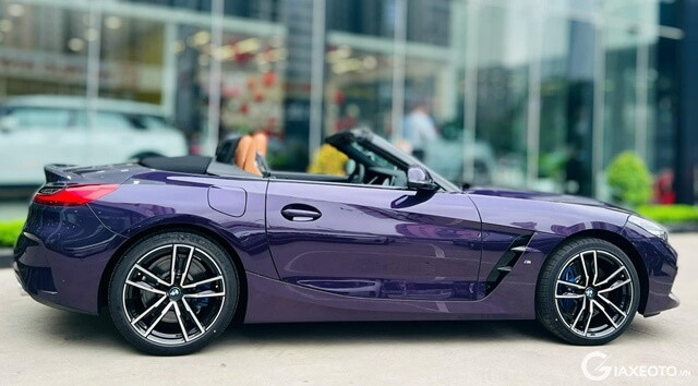 BMW-Z4-khi-bo-mui-xe