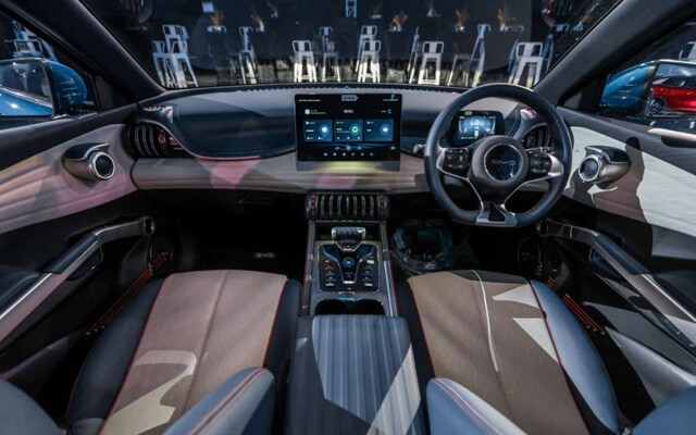 BYD-Atto-3-khoang-lai