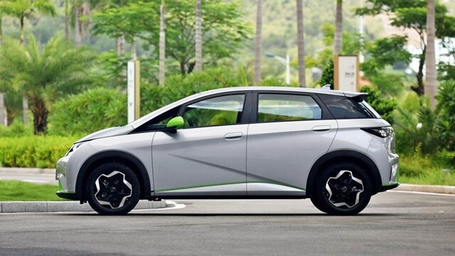 BYD-Dolphin-than-xe