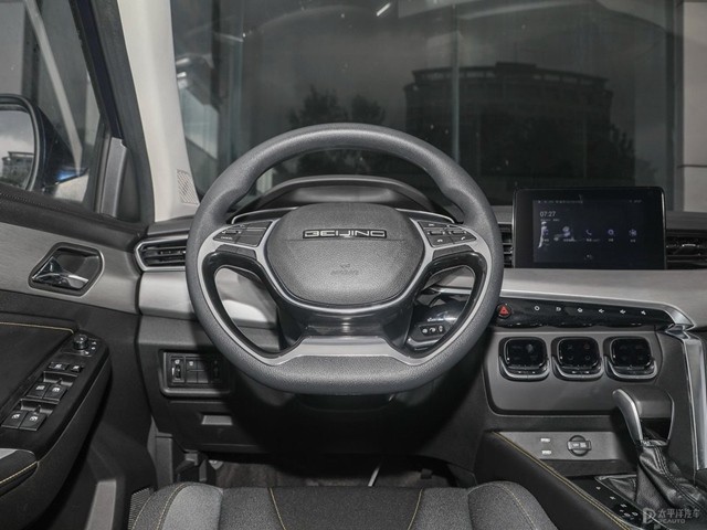 Baic-Beijing-X3-vo-lang