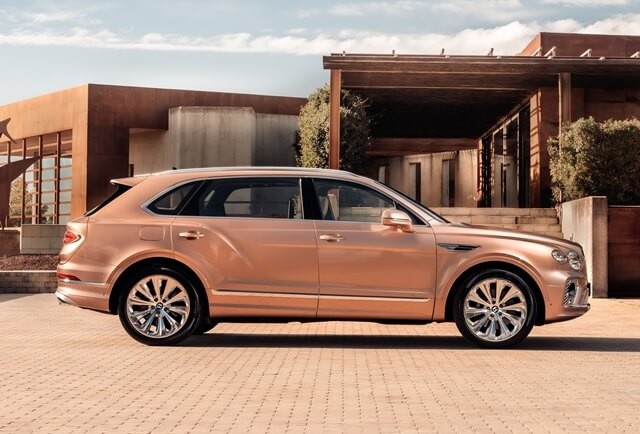 Bentley-Bentayga-EWB-phan-than-xe