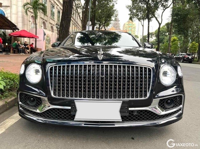Bentley-Flying-Spur-2021-dau-xe