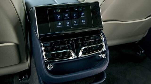 Bentley-Flying-Spur-Hybrid-cua-gio-dieu-hoa