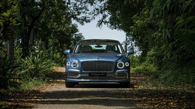 Bentley-Flying-Spur-Hybrid-dau-xe